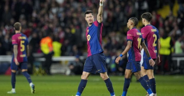 Lewandowski najgroźniejszy w końcówkach meczów i w polu karnym