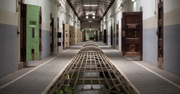 Policjanci zatrzymali 28-latka poszukiwanego do odbycia kary więzienia