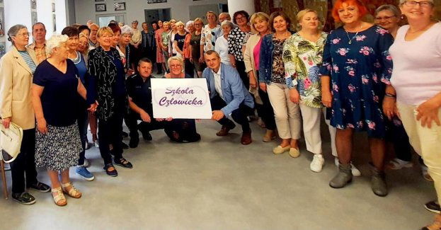 Bo świadomym seniorom, niestraszni oszuści