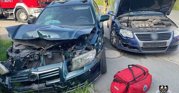 Podczas skrętu w lewo nie zauważyła jadącego z przeciwnego kierunku pojazdu i doprowadziła do wypadku