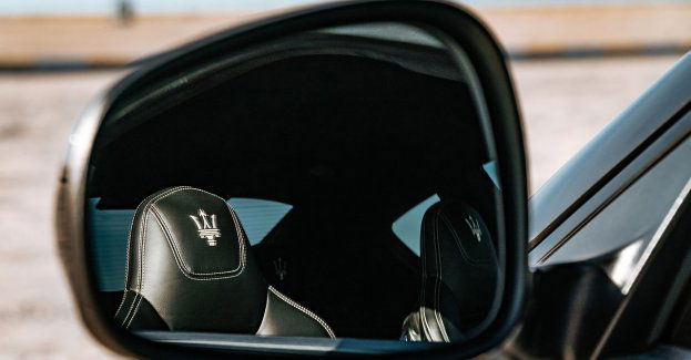 Złość wyładował na zaparkowanym w pobliżu samochodzie