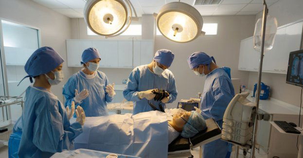 Chirurdzy zrekonstruowali twarz nastolatka po ciężkim wypadku