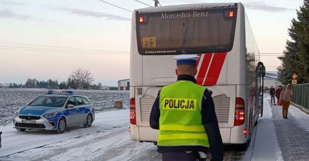 Sprawny autokar i trzeźwy kierowca to podstawa bezpiecznej wycieczki