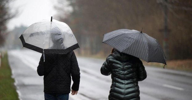 W niedzielę i poniedziałek pogoda pochmurna, z możliwymi opadami deszczu ze śniegiem