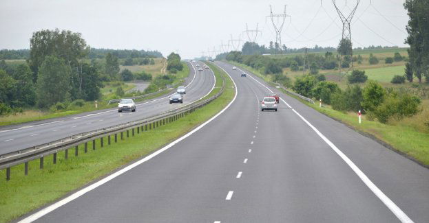 Podpisano umowę na fragment S8 między Niemczą a Ząbkowicami Śląskimi