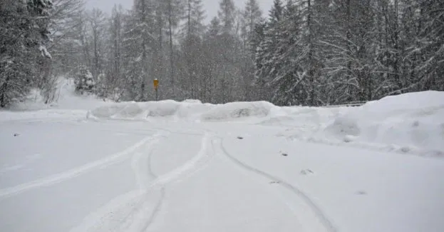 IMGW ostrzega przed mrozem i gołoledzią we wschodniej i zachodniej części kraju