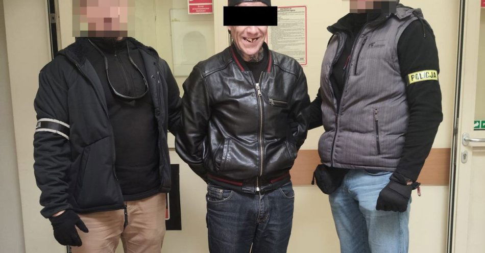 zdjęcie: Lublin: mężczyzna usłyszał zarzuty za płacenie banknotami souvenir / fot. KMP Lublin