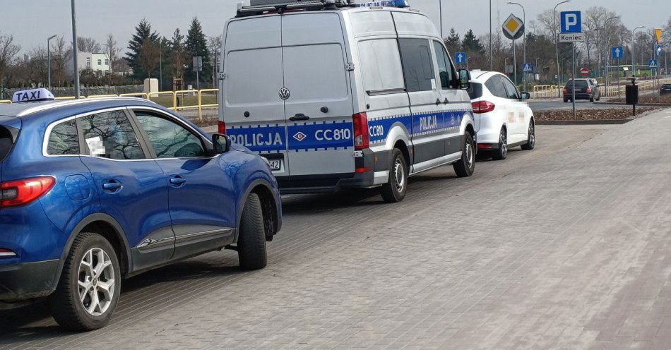 zdjęcie: Taksówki na aplikację pod kontrolą policji w Inowrocławiu / fot. KPP Inowrocław