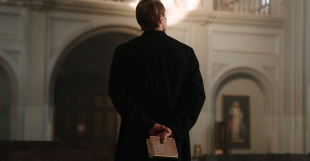 Cztery zarzuty dla ks. Tomasza Z. z Dąbrowy Górniczej; został aresztowany na dwa miesiące