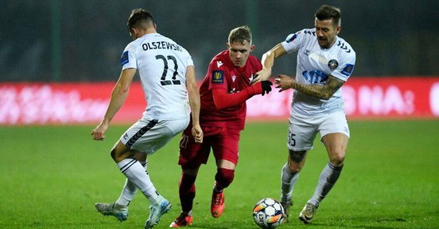 Piłkarski PP - Wisła nie obroni trofeum, Puszcza i Piast grają dalej