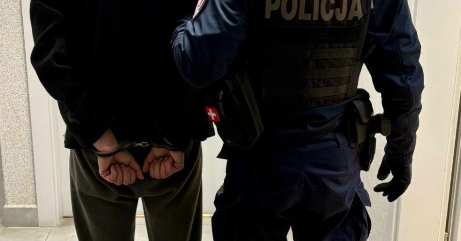 zdjęcie: Dwóch poszukiwanych zatrzymanych w Zambrowie / fot. KPP Zambrów