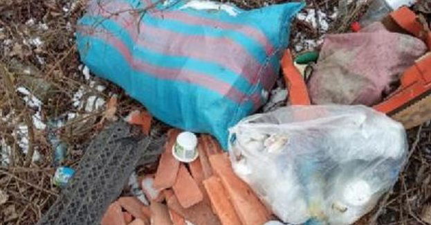 Słono zapłacił za wyrzucenie śmieci do rowu