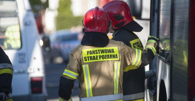 84-latek aresztowany pod zarzutem podpalenia drzwi katowickiego sądu