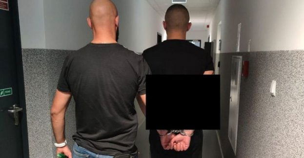 Funkcjonariusze Policji zatrzymali mężczyznę z narkotykami