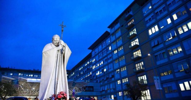 Przewodniczący Episkopatu prosi o modlitwę w intencji papieża Franciszka