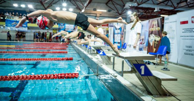 Ruszyły ostatnie w tym roku zawody Otylia Swim Cup. Pół tysiąca młodych pływaków rywalizuje w Dębicy