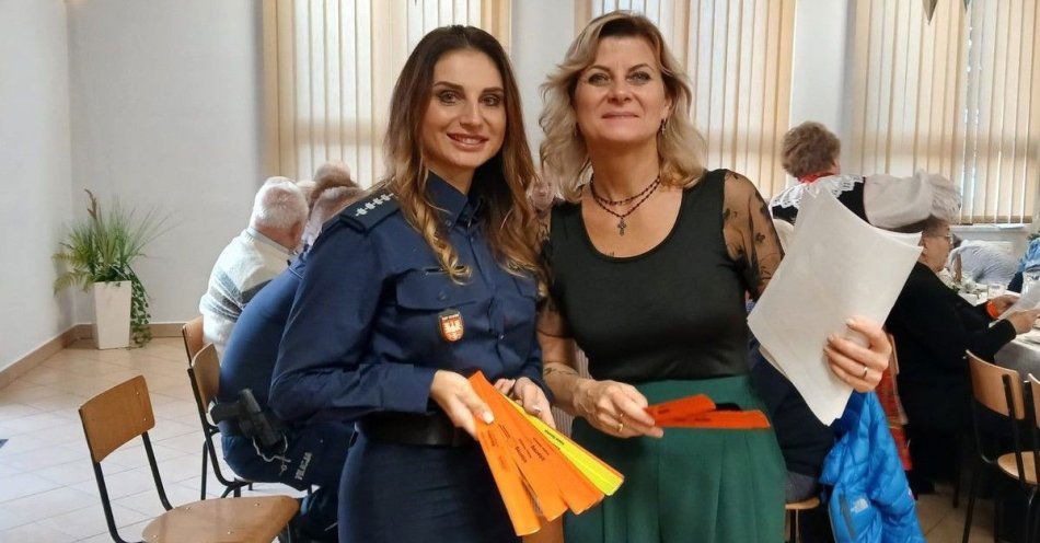 zdjęcie: Dzień Seniora w Świnnej Porębie z poradami o bezpieczeństwie / fot. KMP w Wadowicach