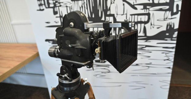IPN otrzymał kamerę, którą sfilmowano podpisanie Porozumień Sierpniowych 1980