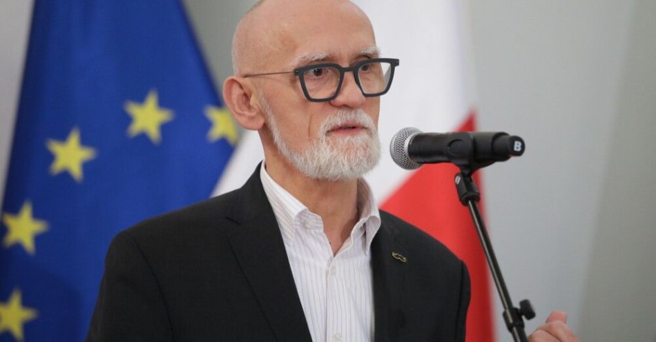 zdjęcie: Wiceminister zdrowia: Polki nie będą rodziły na SOR-ach / Warszawa, 26.11.2025. Wiceminister zdrowia Tomasz Maciejewski podczas konferencji prasowej w Ministerstwie Zdrowia w Warszawie, 26 bm. Temat spotkania: