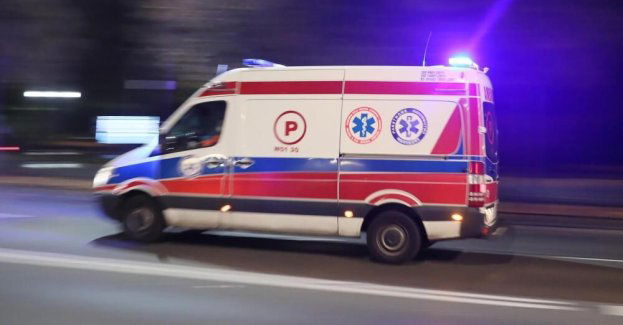 Jedna osoba nie żyje, dwoje dzieci w szpitalu