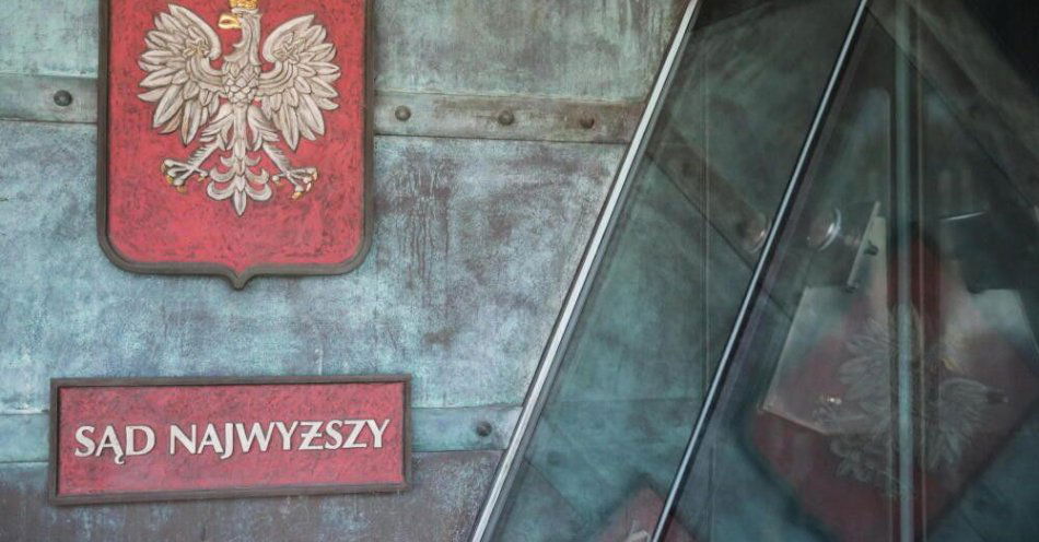 zdjęcie: SN: kara dyscyplinarna upomnienia dla prok. Wrzosek ws. wpisów na platformie X prawomocna / Warszawa, 16.06.2025. Siedziba Sądu Najwyższego w Warszawie, 16 bm. Poniedziałek 16 czerwca br. jest ostatnim dniem na składanie w Sądzie Najwyższym protestów przeciwko wyborowi Prezydenta RP. Protest można złożyć bezpośrednio w budynku SN w godzinach pracy sądu od 8 do 16 lub nadać za pośrednictwem Poczty Polskiej. (tg/mgut) PAP/Tomasz Gzell