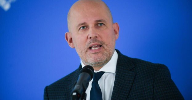 Śledztwo ws. telefonu b. szefa Stołecznego Centrum Bezpieczeństwa