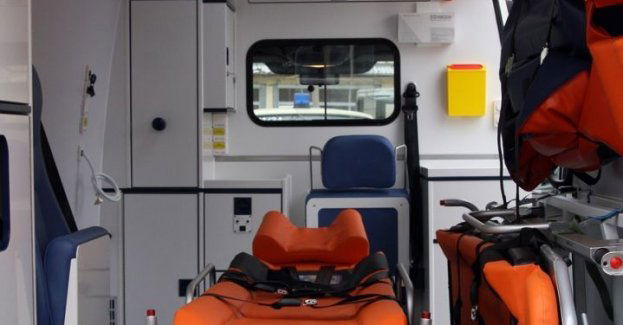 Pijany 50-latek pobił ratowników medycznych i zniszczył wyposażenie karetki