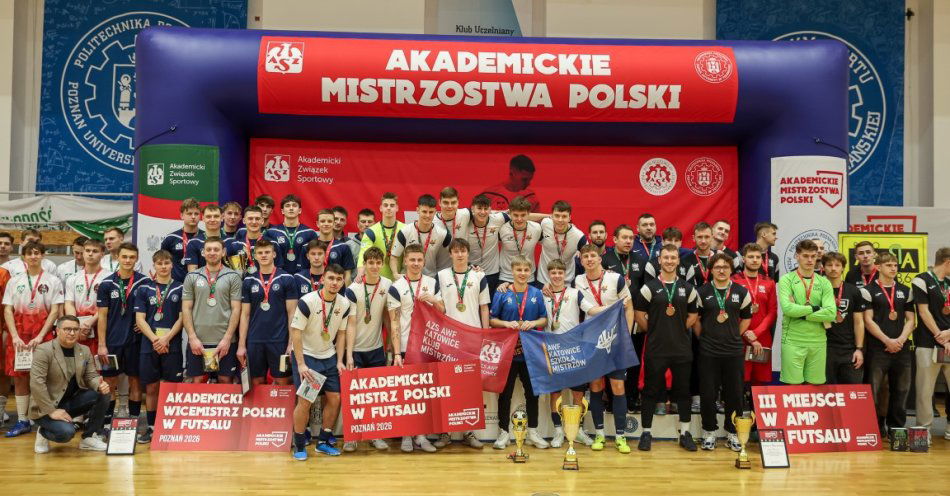 zdjęcie: UAM Poznań i AWF Katowice ze złotem AMP w futsalu w Poznaniu / fot. Paweł Jaskółka