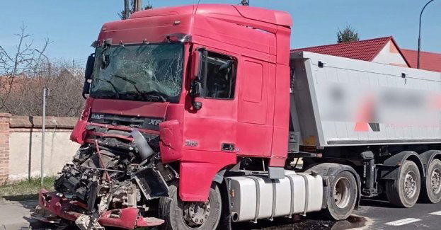 Lekceważenie przepisów ruchu drogowego oraz brawura za kierownicą, to nadal jeden z głównych przyczyn tragicznych zdarzeń drogowych