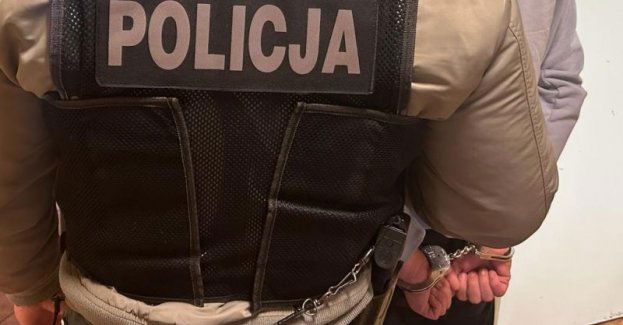 Policjanci w samochodzie wyczuli zapach marihuany, kierowca został zatrzymany
