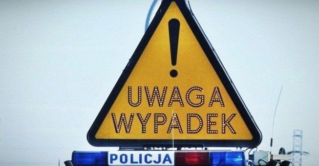 Żniwa to czas wzmożonego ruchu maszyn rolniczych. Uwaga na drogach!