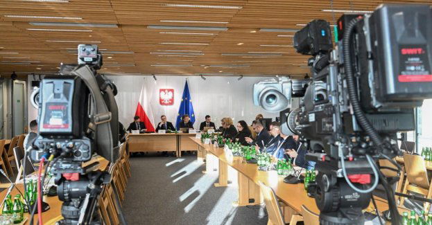 Pierwsze posiedzenie sejmowej komisji śledczej badającej tzw. wybory kopertowe