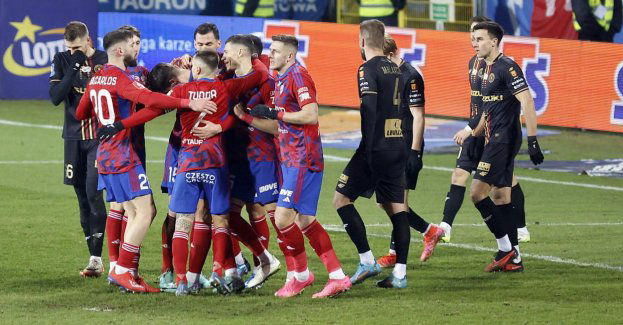 Ekstraklasa piłkarska - przełamanie mistrza, zwycięstwo Legii