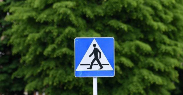 Zmarła druga kobieta potrącona przez samochód na przejściu dla pieszych na warszawskich Bielanach