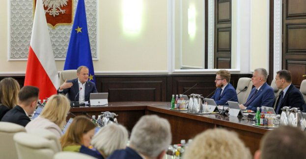 Resort funduszy widzi możliwość przesunięcia do 30 mld zł z KPO na obronność