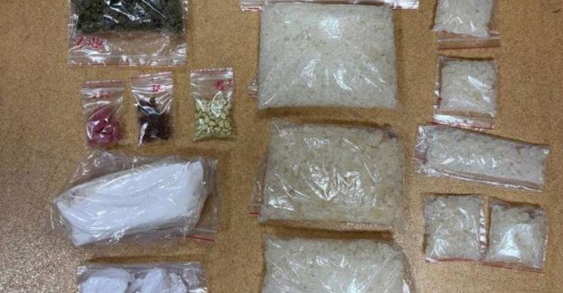 Narkotyki za ponad pół miliona zł. Dwie osoby zatrzymane