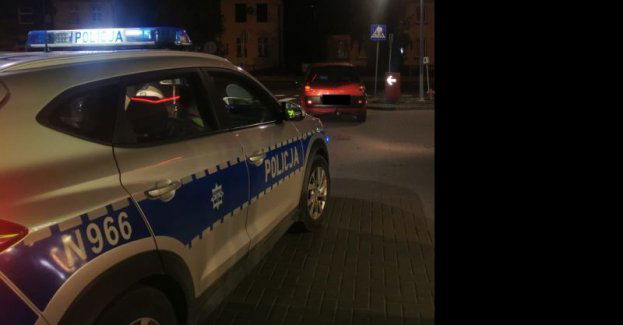 Pijany przyjechał na stację po alkohol, został ujęty przez ratowników medycznych