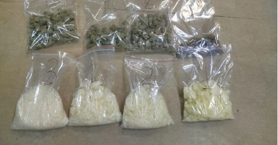 zdjęcie: Ostrowianin aresztowany po zabezpieczeniu prawie 5 kg narkotyków / fot. KPP Ostrów Wielkopolski