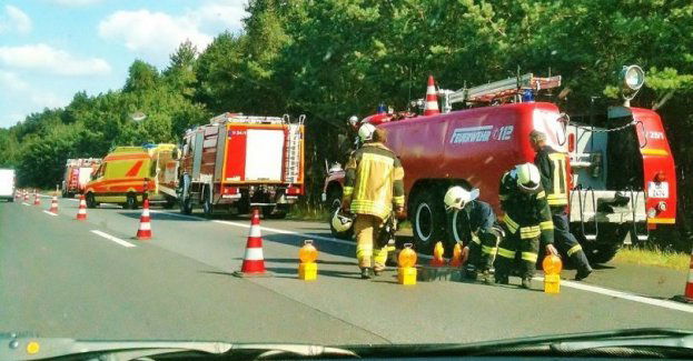 39-letni kierowca zginął w zderzeniu busa i ciężarówki na dk74 w Solcu