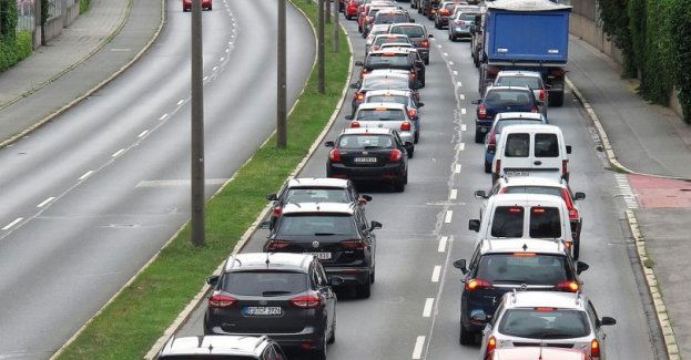 Kilkukilometrowe korki na Obwodnicy Trójmiasta i Obwodnicy Południowej Gdańska