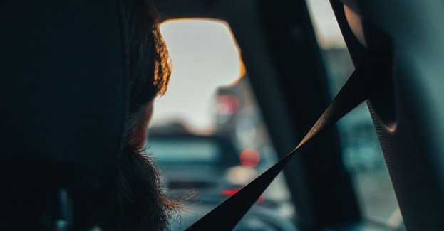 Areszt dla kierowcy przewozu na aplikację podejrzanego o zgwałcenie 26-letniej pasażerki