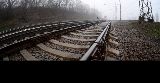 Utrudnienia w ruchu - zamknięty przejazd kolejowy