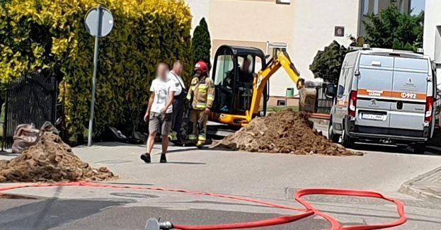 Pracowali na miejscu uszkodzenia rurociągu z gazem