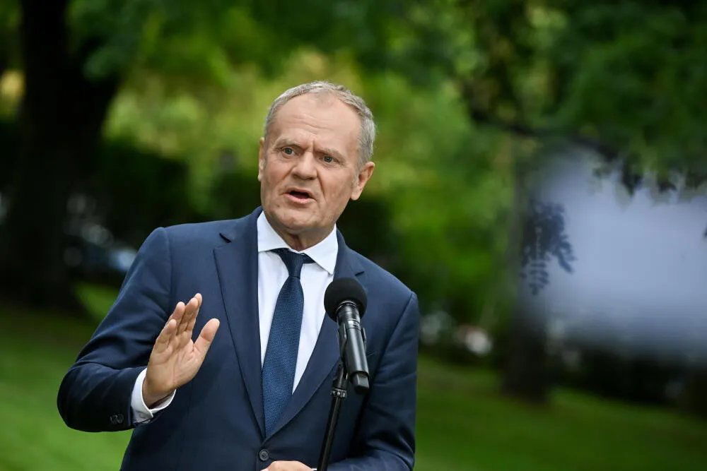 zdjęcie: Premier: podjąłem decyzję o wysłaniu na Węgry polskiego samolotu specjalnego / Warszawa, 13.08.2026. Premier Donald Tusk podczas konferencji prasowej w Kancelarii Prezesa Rady Ministrów w Warszawie, 13 bm. (pn/mgut) PAP/Piotr Nowak