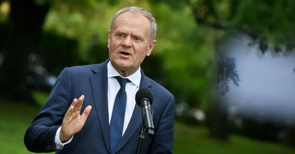 zdjęcie: Premier: podjąłem decyzję o wysłaniu na Węgry polskiego samolotu specjalnego / Warszawa, 13.08.2026. Premier Donald Tusk podczas konferencji prasowej w Kancelarii Prezesa Rady Ministrów w Warszawie, 13 bm. (pn/mgut) PAP/Piotr Nowak