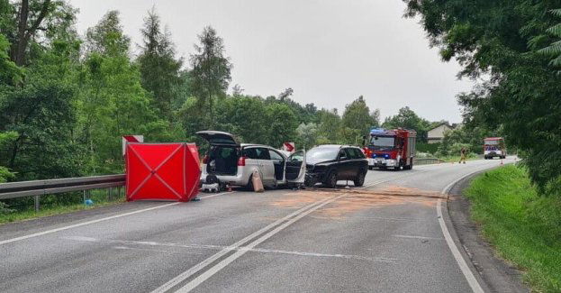 Zablokowana dk 75 w Tworkowej; ofiara śmiertelna i sześć osób rannych