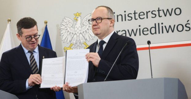 Dwa alternatywne projekty dot. wadliwych awansów 1,5 tys. sędziów po 2017 r.