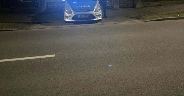 Policjanci z Juraty czuwają nad bezpieczeństwem na cmentarzu w Helu