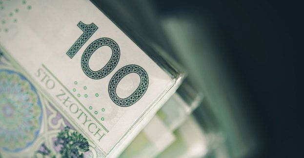 Zatrzymania w śledztwie ws. fikcyjnych darowizn na rzecz kilku parafii (opis3)