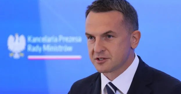 Szłapka o roku prezydentury Nawrockiego: widać wyraźnie, że myśli w kategoriach czysto politycznych
